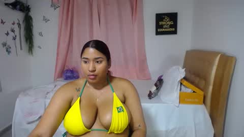 Snapshot of galdot_sex chatting on March 2, 5:12 am Galdo online show from March 2, 5:12 am