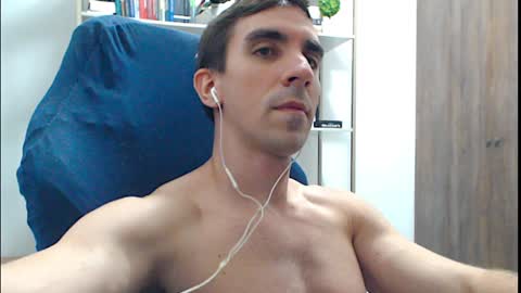 gatosarado23 online show from January 9, 3:47 am