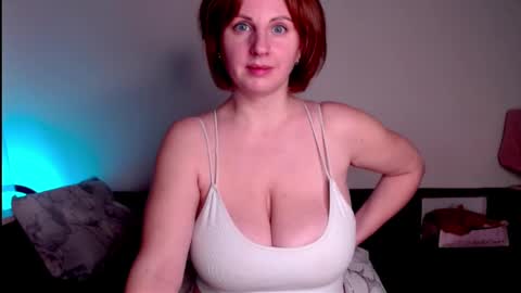 Snapshot of gentle__woman chatting on January 27, 8:18 am Chrisa online show from January 27, 8:18 am