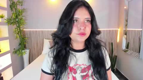 GeorginaReyes  online show from September 8, 10:42 pm