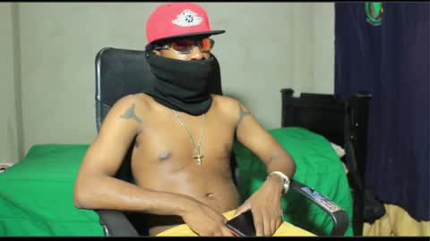 ghettolife2020 online show from February 3, 2:47 am