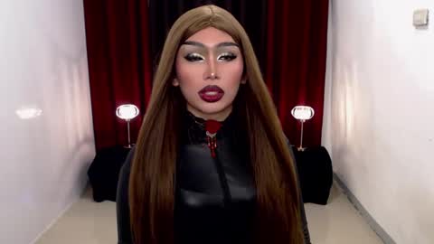 Gia X online show from December 17, 12:34 am