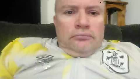 giddyup222222 online show from December 31, 3:42 pm
