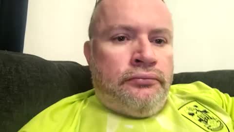 giddyup222222 online show from December 27, 9:54 pm