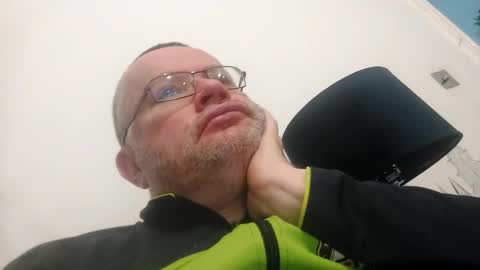 giddyup222222 online show from December 22, 9:44 am