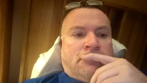 giddyup222222 online show from January 1, 9:17 am
