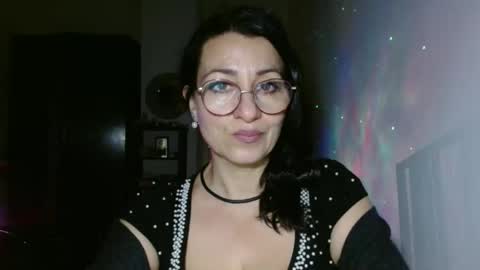GinaONeon online show from March 4, 8:38 pm
