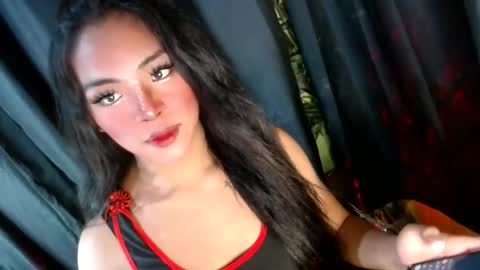 Snapshot of girlcock_dominantfucker chatting on December 18, 1:56 pm queen ronna online show from December 18, 1:56 pm