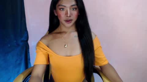 Snapshot of girlcock_dominantfucker chatting on January 25, 11:34 am queen ronna online show from January 25, 11:34 am