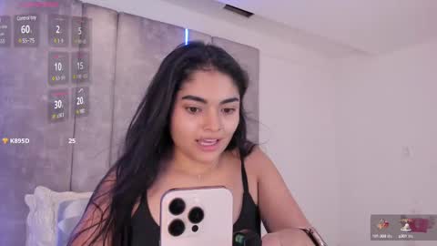 Snapshot of giselamaru chatting on February 24, 5:53 pm online show from February 24, 5:53 pm