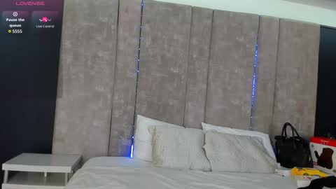 Snapshot of giselamaru chatting on September 9, 11:32 am online show from September 9, 11:32 am
