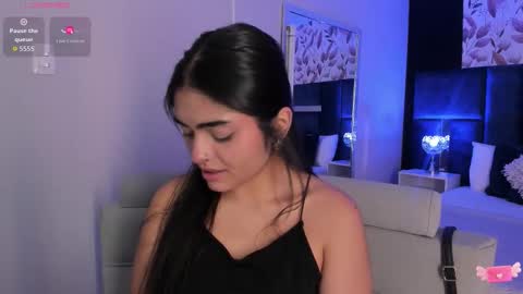 Snapshot of giselamaru chatting on September 11, 11:44 am online show from September 11, 11:44 am