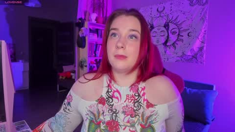 AlexaMillis online show from December 6, 11:41 pm