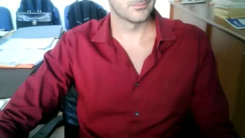 giuseppevai1 online show from September 18, 9:02 am