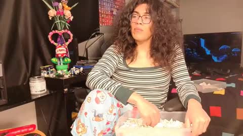 glaceon9 online show from February 11, 12:36 pm