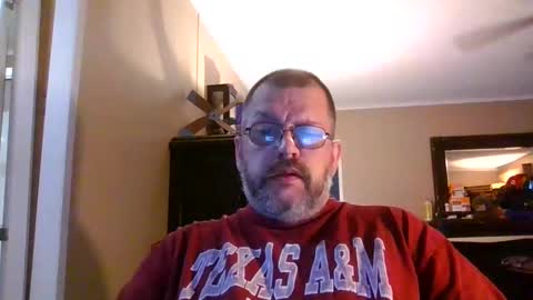 Snapshot of gobey33 chatting on September 18, 12:09 pm IDKIDCIDGAF online show from September 18, 12:09 pm