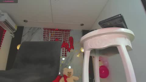 Snapshot of goddes_valery chatting on February 17, 12:54 am Valery online show from February 17, 12:54 am