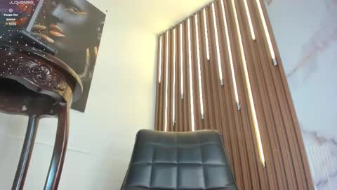 Snapshot of goddes_valery chatting on March 2, 9:01 pm Valery online show from March 2, 9:01 pm