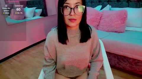 M A R T I N A  online show from March 12, 2:12 pm