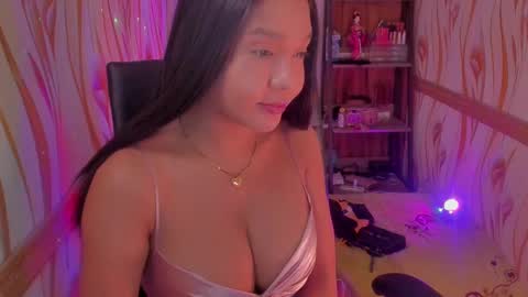 Barbie Brown online show from December 31, 4:49 am