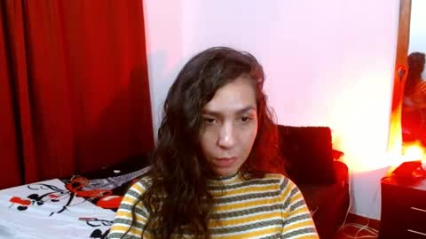  Naih Reyes online show from January 19, 5:37 am