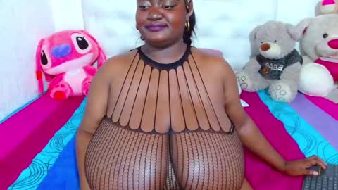 Snapshot of godessqqq chatting on February 28, 12:32 am Godess Tracy online show from February 28, 12:32 am