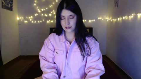 Snapshot of goldencandycotton chatting on February 22, 6:52 pm goldencandycotton online show from February 22, 6:52 pm