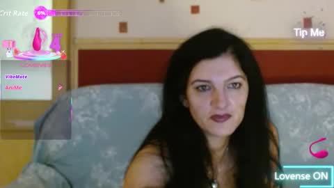 goldgirl89763 online show from September 12, 12:01 am