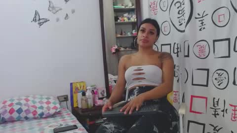 Valentina online show from February 11, 6:51 am