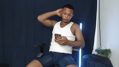 Snapshot of goos_cum chatting on December 6, 7:04 am Goos online show from December 6, 7:04 am