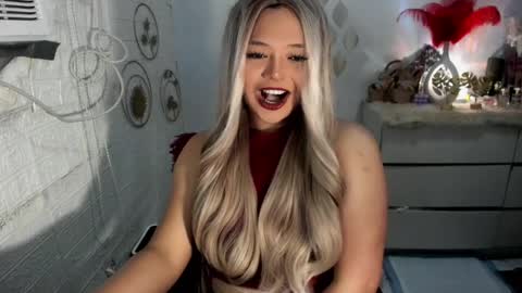 Snapshot of gorgeousamandarose chatting on February 17, 8:38 pm Amanda rose online show from February 17, 8:38 pm