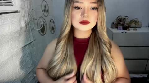 Snapshot of gorgeousamandarose chatting on September 16, 6:38 am Amanda rose online show from September 16, 6:38 am