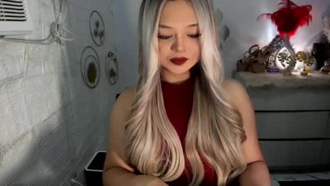 Snapshot of gorgeousamandarose chatting on February 9, 5:54 pm Amanda rose online show from February 9, 5:54 pm