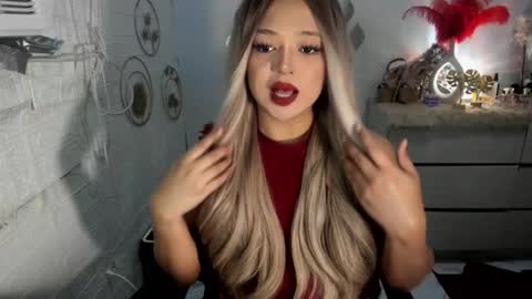 Snapshot of gorgeousamandarose chatting on March 11, 6:08 am Amanda rose online show from March 11, 6:08 am