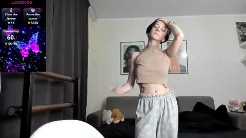 Emma online show from September 13, 6:10 pm