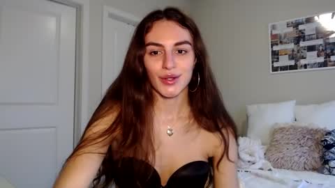 Snapshot of graciesmith27 chatting on January 29, 7:53 pm Gracie Smith online show from January 29, 7:53 pm