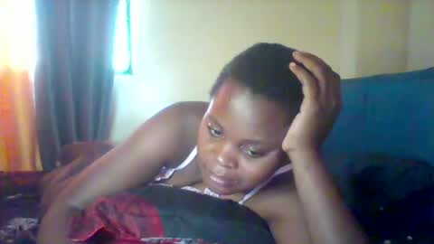 Snapshot of grannylover_ chatting on February 9, 3:12 pm grannylover_ online show from February 9, 3:12 pm