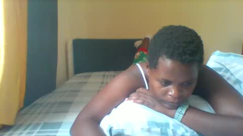Snapshot of grannylover_ chatting on February 20, 9:33 am grannylover_ online show from February 20, 9:33 am