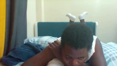 Snapshot of grannylover_ chatting on February 22, 6:19 pm grannylover_ online show from February 22, 6:19 pm