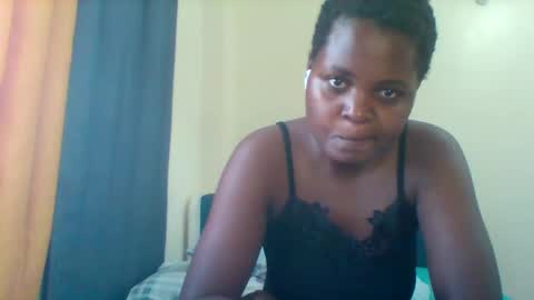 Snapshot of grannylover_ chatting on February 27, 4:35 am grannylover_ online show from February 27, 4:35 am