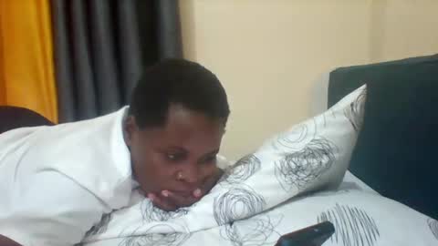 Snapshot of grannylover_ chatting on February 4, 7:44 pm grannylover_ online show from February 4, 7:44 pm