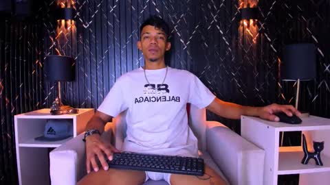 Snapshot of gregory_sforza chatting on September 16, 1:35 pm GregorySforza online show from September 16, 1:35 pm