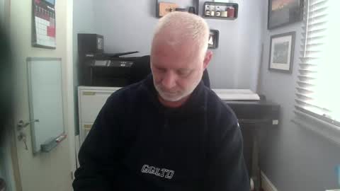 greyfox_6000 online show from March 12, 12:26 pm
