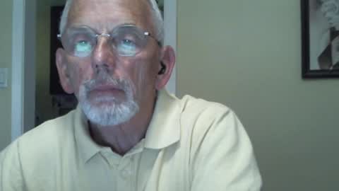 Snapshot of gulfcoast1952 chatting on December 7, 4:20 pm Roy online show from December 7, 4:20 pm