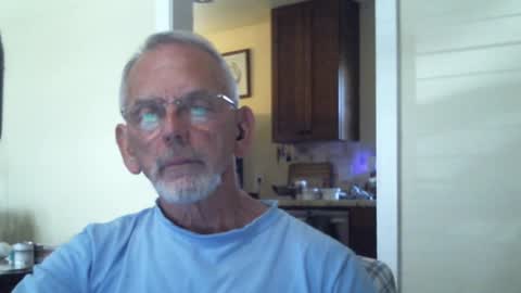 Snapshot of gulfcoast1952 chatting on December 6, 6:55 pm Roy online show from December 6, 6:55 pm