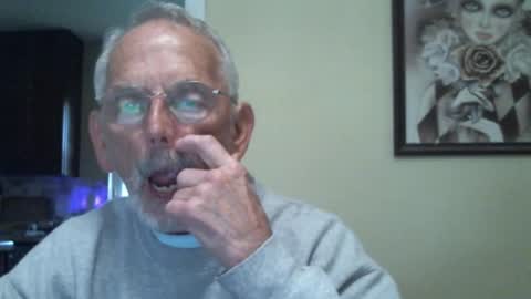 Snapshot of gulfcoast1952 chatting on February 17, 1:33 pm Roy online show from February 17, 1:33 pm