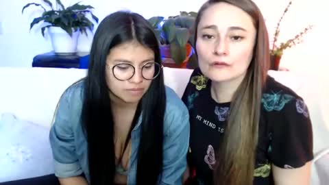 Vane blonde and Hazell black hair online show from February 12, 9:22 pm