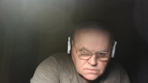 guyboy73 online show from September 16, 2:35 am