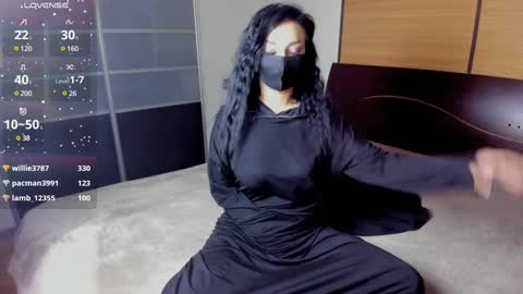 Linda online show from February 2, 12:13 pm