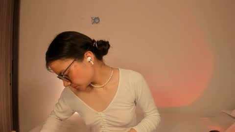 Snapshot of hailey_firee chatting on December 28, 12:57 am Hailey online show from December 28, 12:57 am